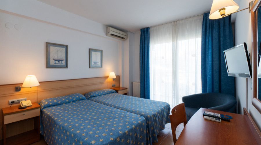 Medplaya Hotel Alba Beach (prev. Balmoral) en Benalmadena Costa, Málaga ...